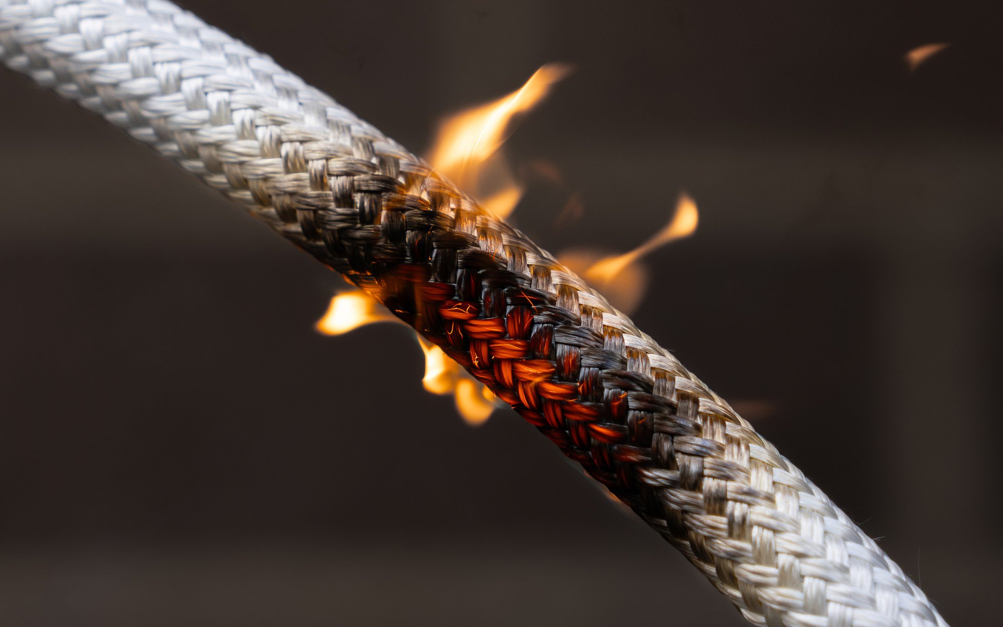 High Heet Cable Sleeving 4_Web High Heet Cable Sleeving 4_Web