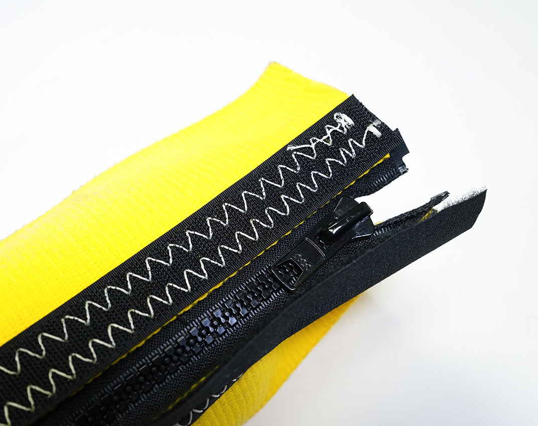 Abrasion Resistant Ultra-Sleeve with Closures Zipper_Web
