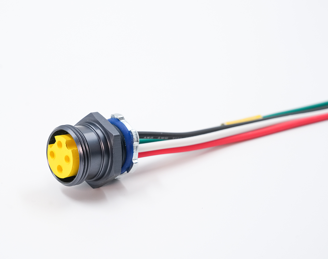 Quick-Connex® 14 AWG Mini Receptacles (3 & 4 Pole) FEM 3QV_Web