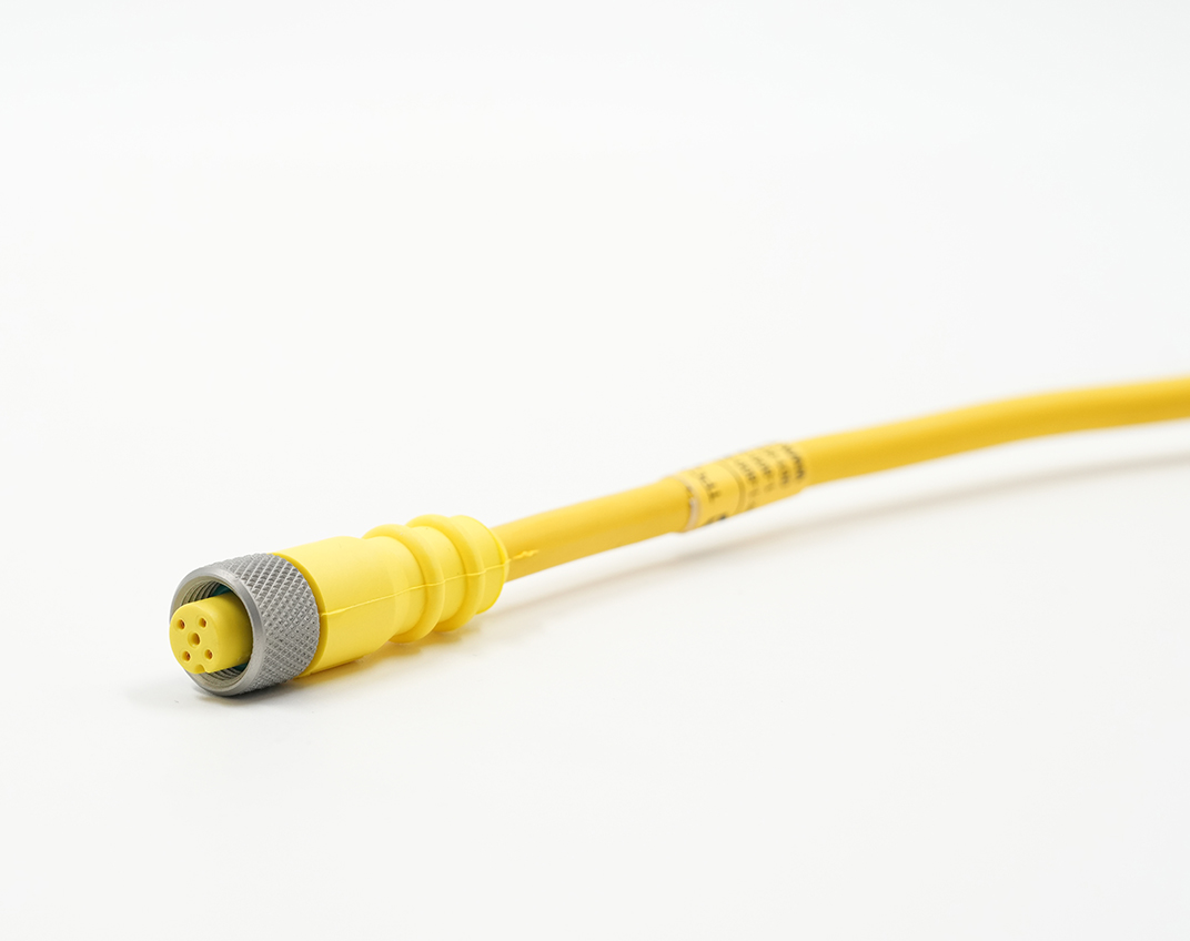 Quick-Connex® 18 AWG Retractile M12 DC Micro Cordsets Female_Web