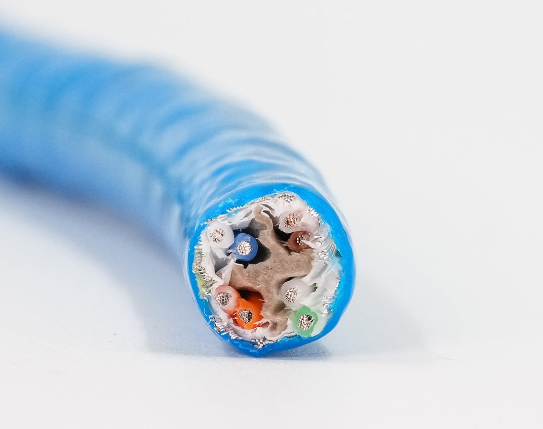 Chem-Gard® 200 °C CAT6 Industrial Ethernet Horizontal Cable Macro_Web