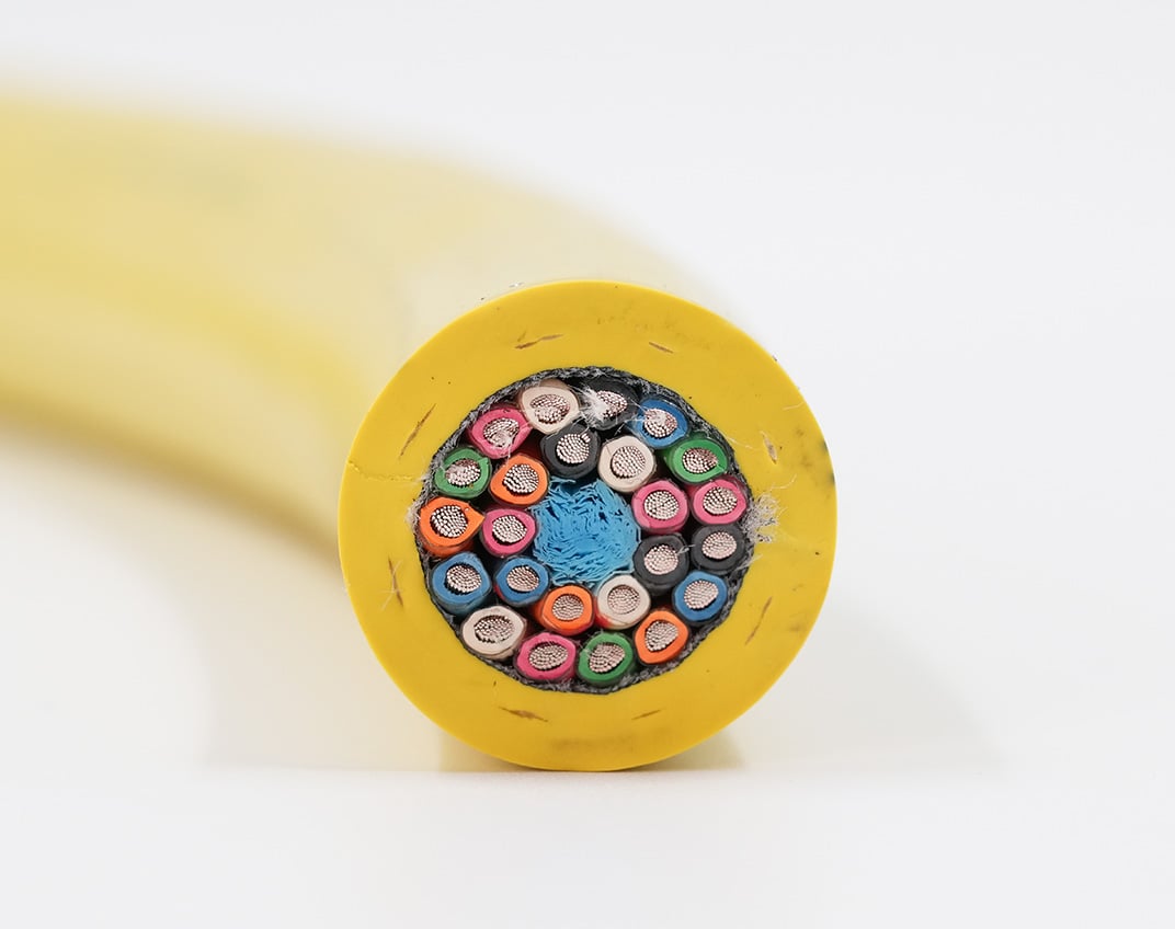 Super-Trex® Multi-Conductor P&R Cable Macro_Web