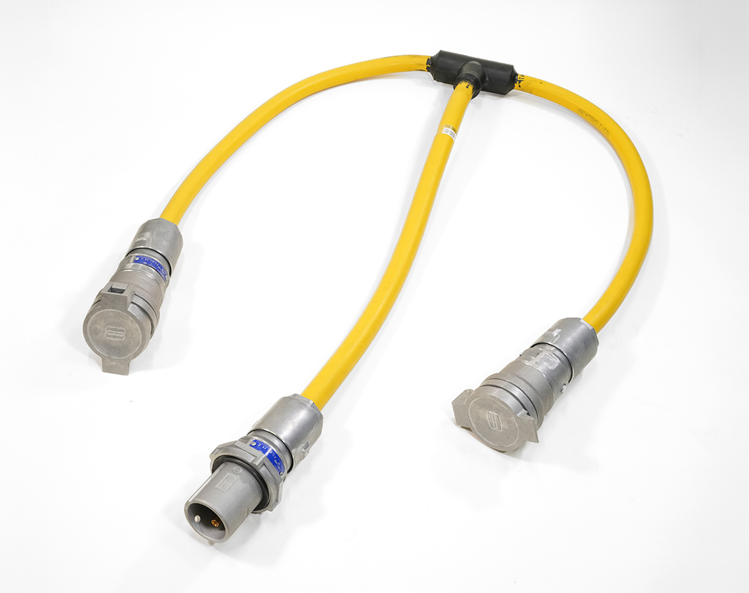 Molded Power T-Splitters 3QV 2_Web